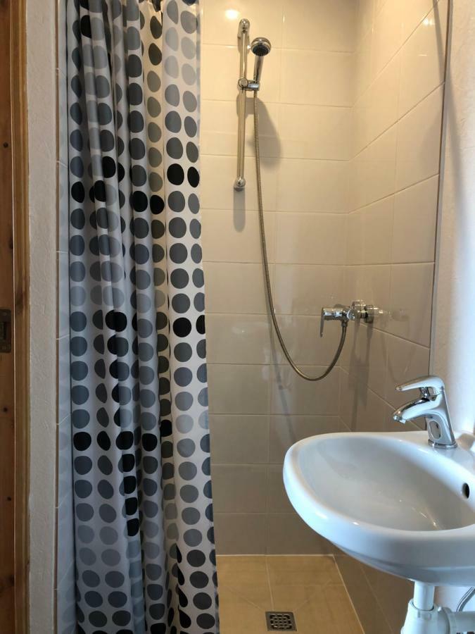 Viesu Nams Valodzes Hotell Sigulda Exteriör bild
