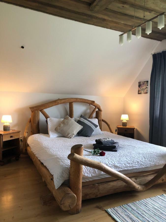 Viesu Nams Valodzes Hotell Sigulda Exteriör bild